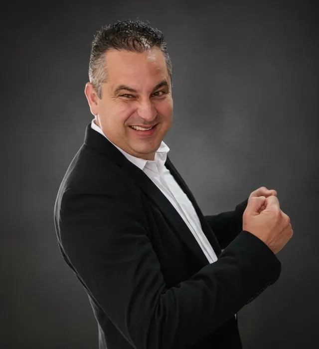 Yurian Barter, fundador de Agencia Barter